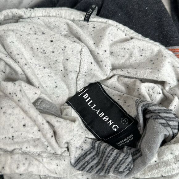 Billabong Striped Long Sleeve Hoodie Shirt Top Size Small Surfer Beach - Picture 6 of 6